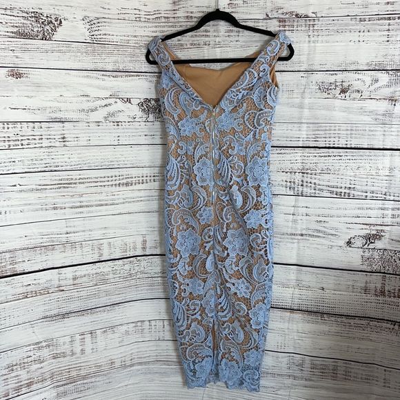 boohoo lace cold shoulder dress - Picture 6 of 11